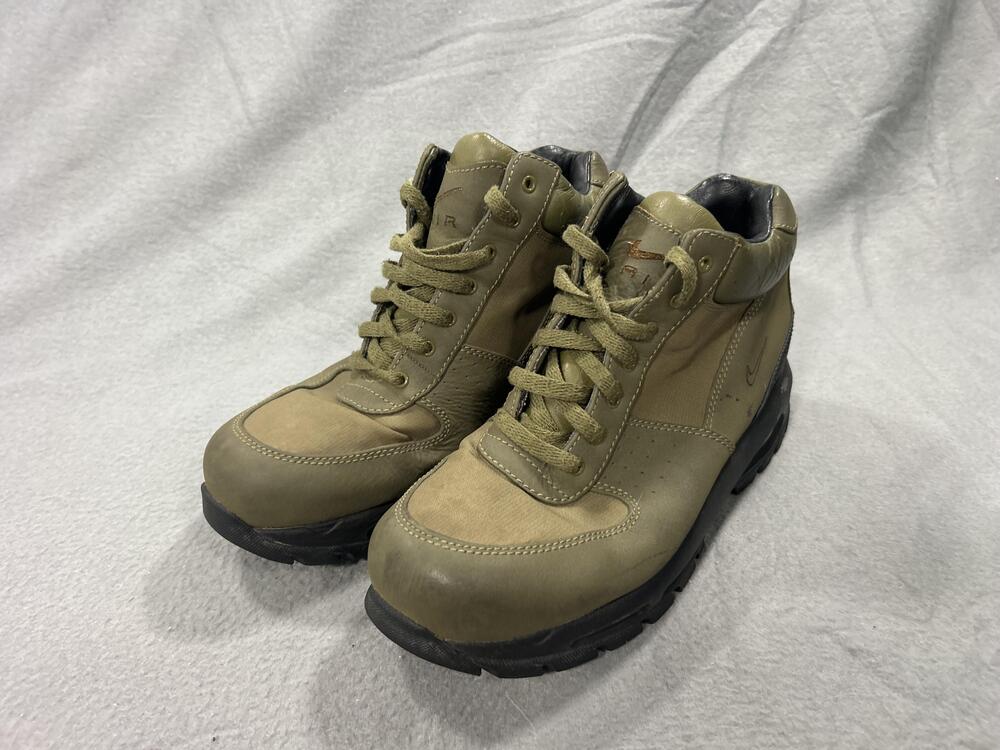 Nike ACG Goadome Boots Mens Size 9.5 Green Leather Iguana Air Max Hiking Trail
